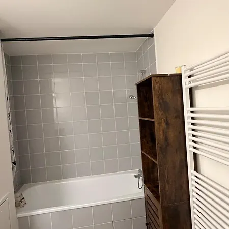 Appartement Grand T3 Avec Balcon Proche Paris Orly *