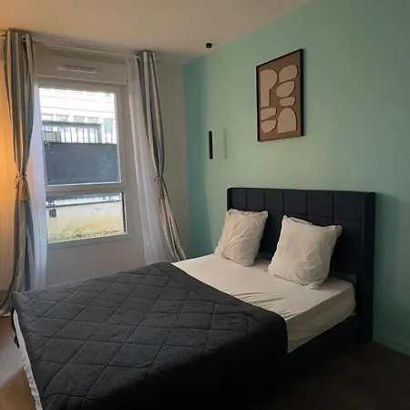 Grand T3 Avec Balcon Proche Paris Orly * Courcouronnes